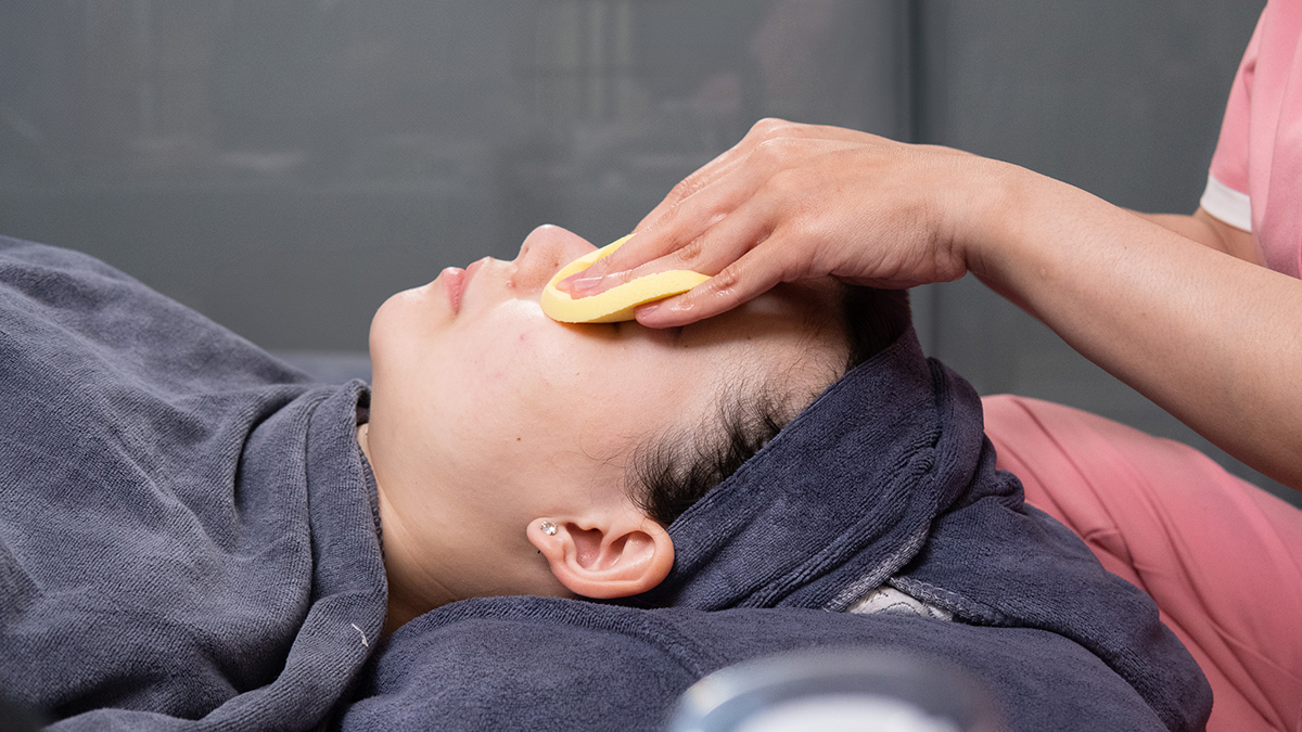 Liệu trình chăm sóc mẹ bầu 3 tháng đầu thai kỳ ổn định sức khỏe, ngăn ngừa biến chứng.